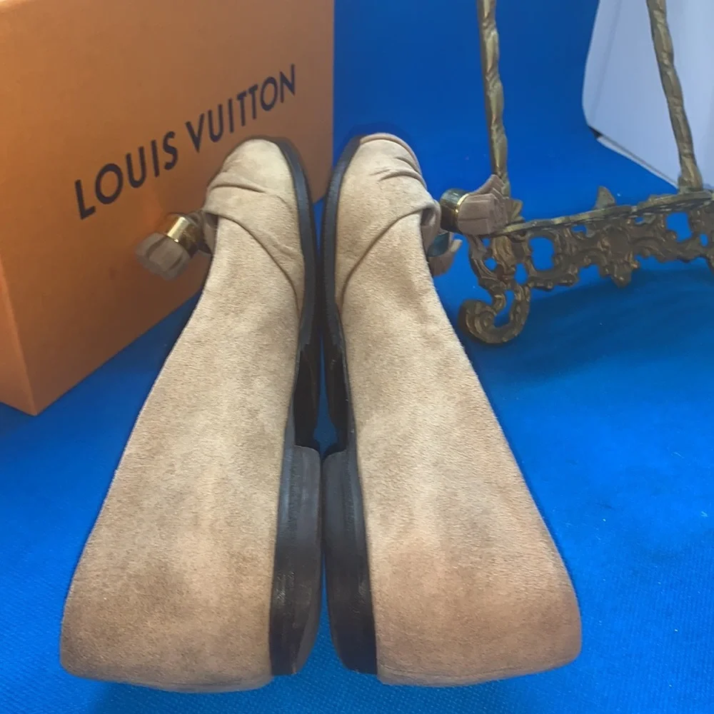 Louis Vuitton MA0141‎ Suede Flat Pumps 34.5 Ladies Beige